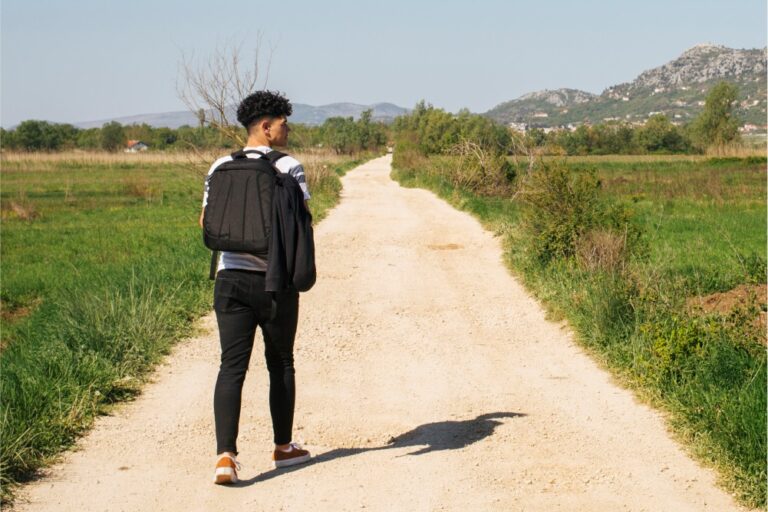Read more about the article Construindo um Novo Caminho: Superação e Esperança na Recuperação